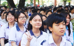 Sắp xếp, sáp nhập, tổ chức lại, giảm 52,3% cơ sở giáo dục, hình thành nhiều trường liên cấp