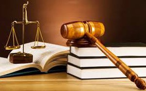 Quy định người thực hiện quyền tiếp cận thông tin