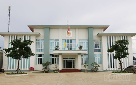 Quy định phụ cấp chức vụ lãnh đạo đảng ủy, MTTQ Việt Nam và các tổ chức chính trị-xã hội xã, phường, đặc khu