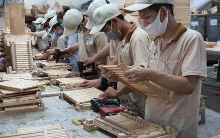 Dự thảo Nghị định quy định mức lương tối thiểu với hợp đồng lao động