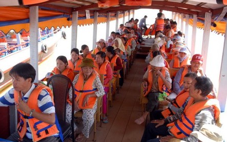 Mức phạt hành vi không mặc áo phao khi tham gia giao thông trên phương tiện thủy