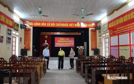 Khuyến khích sắp xếp thôn, tổ dân phố theo quy mô lớn, hạn chế chia nhỏ, không sắp xếp với đơn vị đặc thù