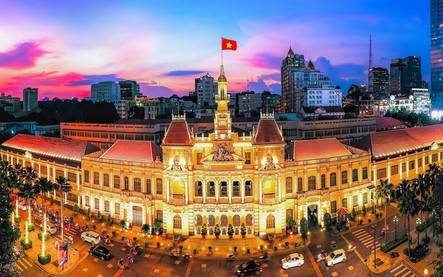 Sắp xếp, bổ nhiệm nhân sự cấp xã; thực hiện chính sách tiền lương, phụ cấp; đánh giá cán bộ theo KPI...