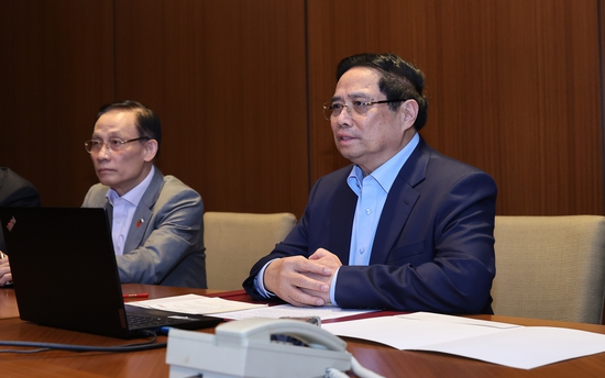 THỦ TƯỚNG CHỦ TRÌ CUỘC HỌP KHẨN TRỰC TUYẾN TỪ ALGERIA CHỈ ĐẠO CẤP BÁCH ỨNG PHÓ MƯA LŨ, THIÊN TAI, CỨU HỘ, CỨU NẠN