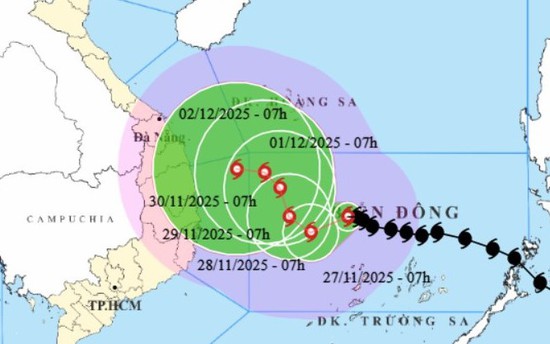 THỦ TƯỚNG: ỨNG PHÓ BÃO SỐ 15 Ở MỨC CAO NHẤT, QUYẾT LIỆT NHẤT