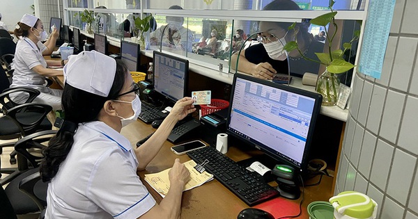 Từ ngày 3/12, xuất trình căn cước công dân hoặc thẻ BHYT khi khám, chữa bệnh BHYT