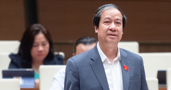 Bộ trưởng đề nghị sớm điều chỉnh về tiền lương, phụ cấp ưu đãi, nhà ở công vụ để thu hút nhân lực cho ngành giáo dục