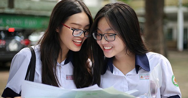 đề minh họa lý 2023