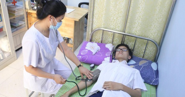 Đưa vị trí nhân viên y tế học đường về nhóm chuyên môn dùng chung