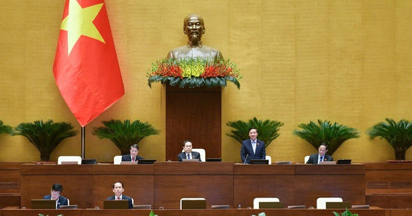 Bầu Tổng Thư ký Quốc hội; phê chuẩn bổ nhiệm Bộ trưởng Bộ Tài chính, Bộ trưởng Bộ GTVT, Thẩm phán TAND tối cao