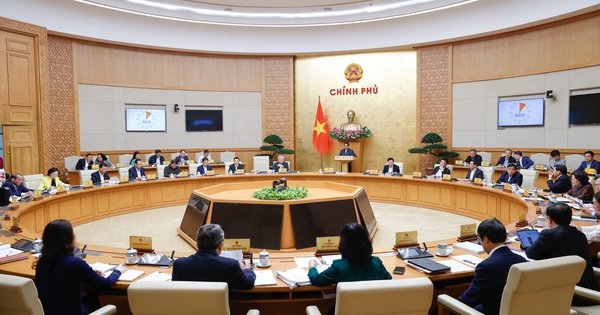Chính phủ yêu cầu khẩn trương hoàn thành 5 công việc liên quan đến sắp xếp tổ chức bộ máy trong tháng 12/2024