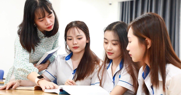 Điều kiện xét thăng hạng chức danh nghề nghiệp giảng viên