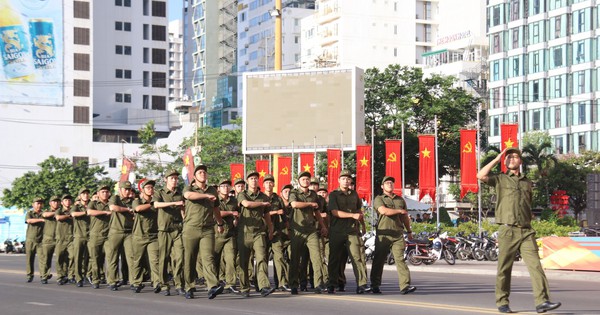 12 địa phương làm điểm lễ ra mắt lực lượng tham gia bảo vệ an ninh, trật tự ở cơ sở