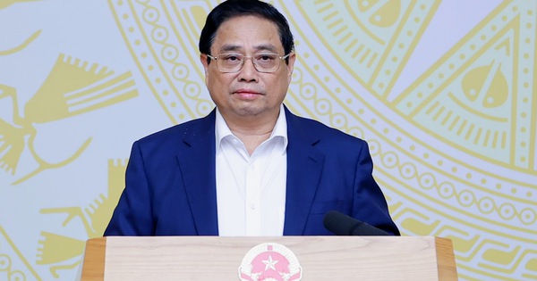 Khẩn trương hoàn thiện hồ sơ đề nghị sửa đổi 4 luật về tổ chức, cán bộ, công chức, viên chức