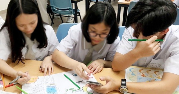 Hà Nội: Siết chặt quản lý học sinh sử dụng điện thoại trong trường học